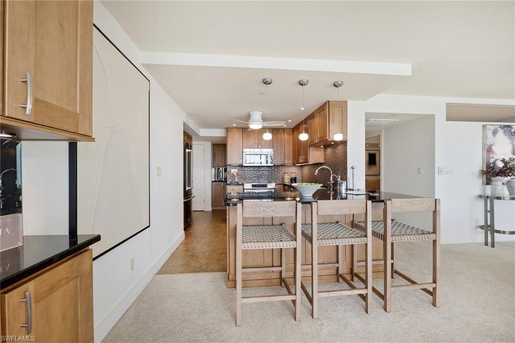 2400 Gulf Shore BLVD N 502 photo 14