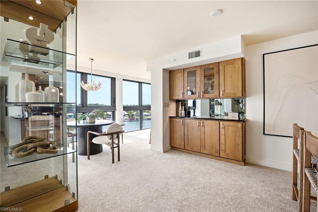 2400 Gulf Shore BLVD N 502 photo 15