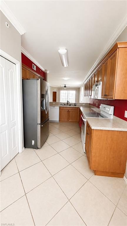 8490 Kingbird LOOP 930