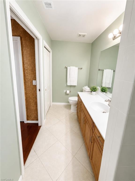 8490 Kingbird LOOP 930 photo 14