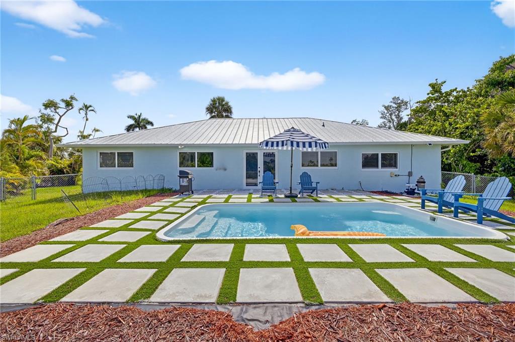 1377 Sand Castle RD