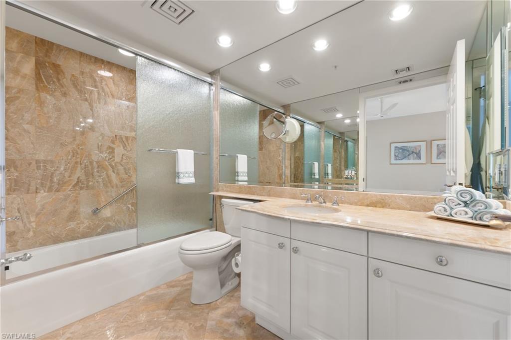 8473 Bay Colony DR 701 photo 15