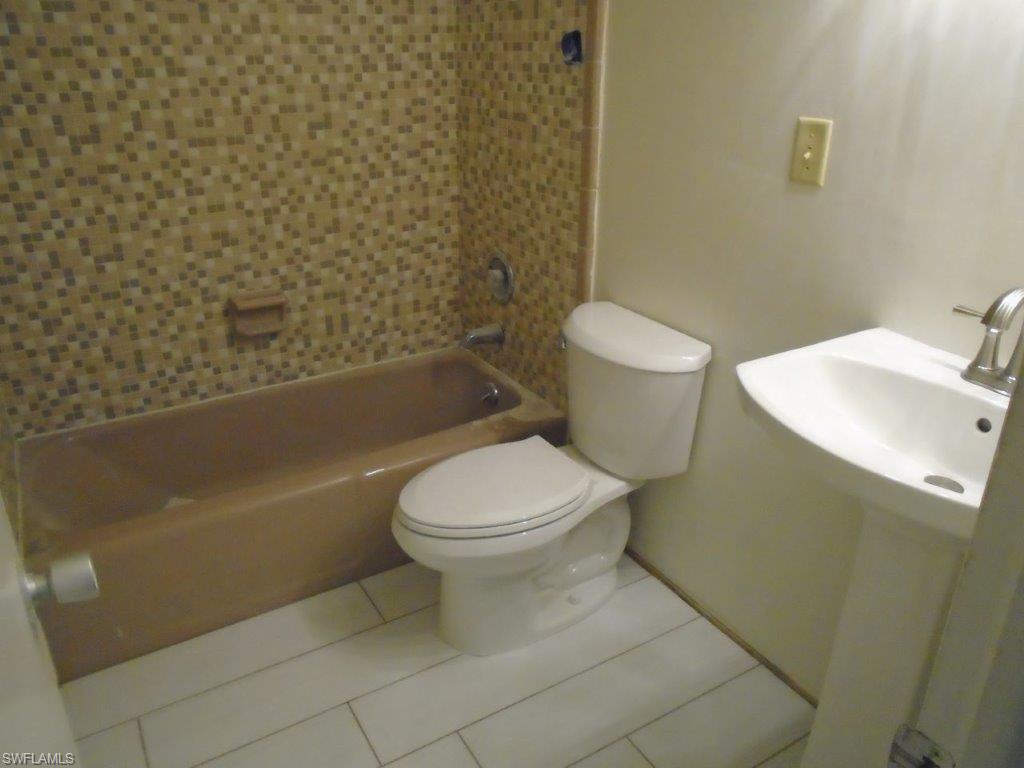708 Victoria DR 206 photo 14