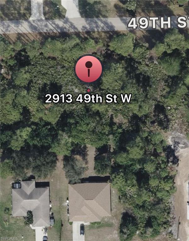 Aerial map of property and surrounding area