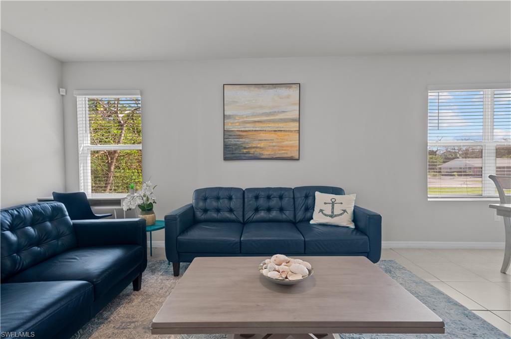 Tiled living room with baseboards