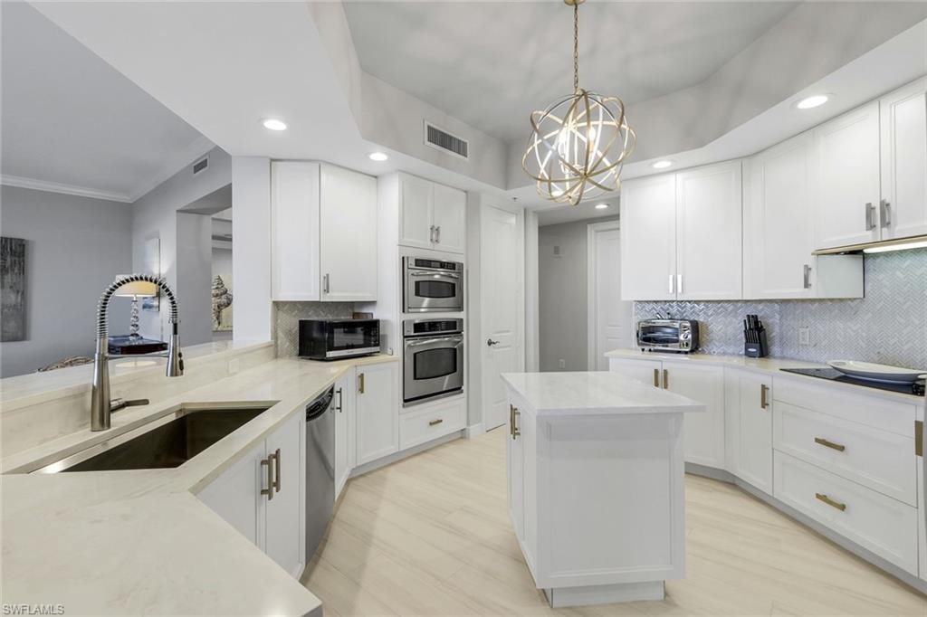 24011 Via Castella DR 2102