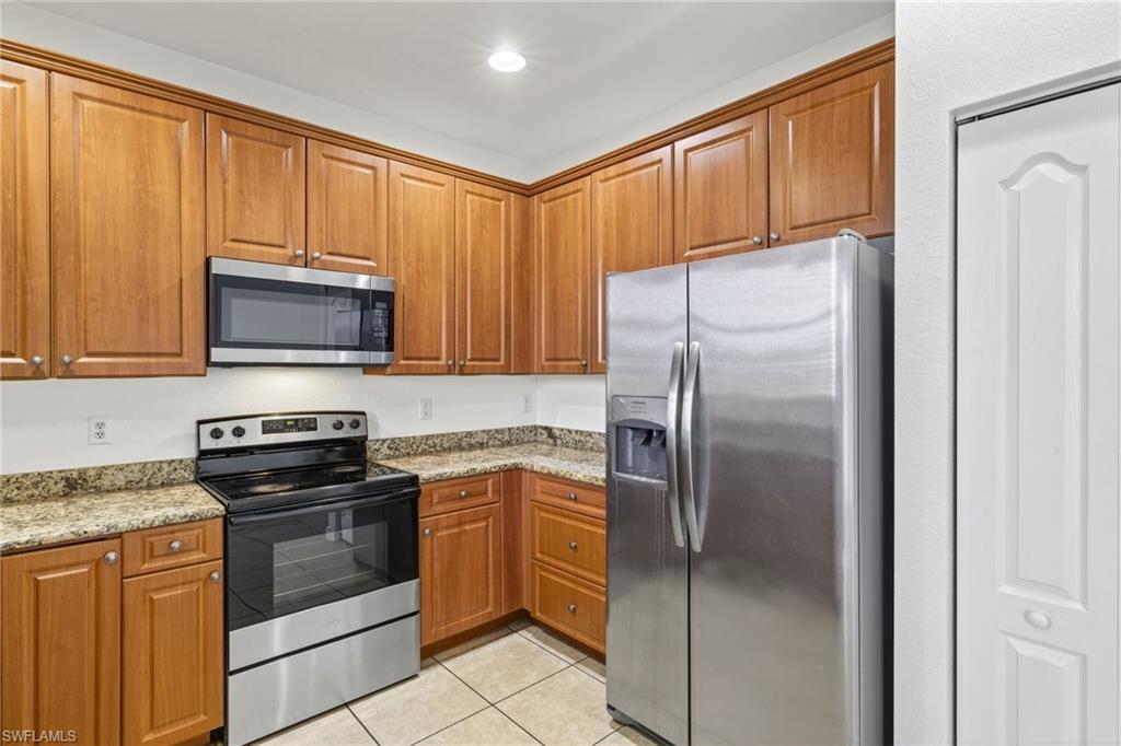 7029 Ambrosia LN 606 photo 6