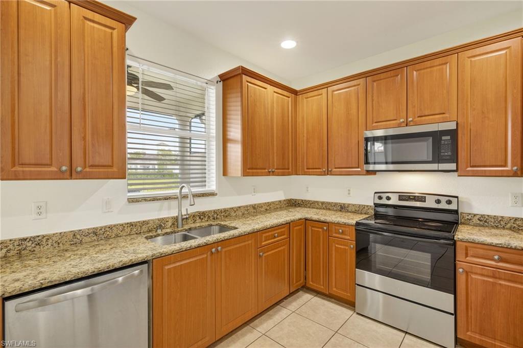 7029 Ambrosia LN 606 photo 7
