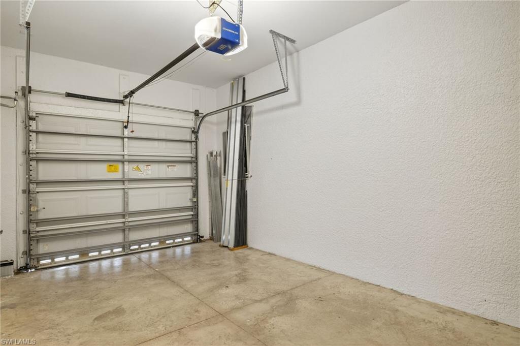 7029 Ambrosia LN 606 photo 25