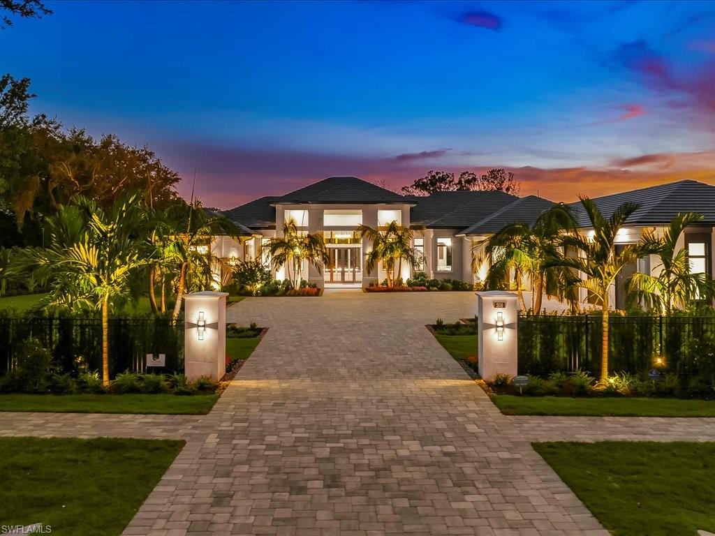 208 Hickory RD