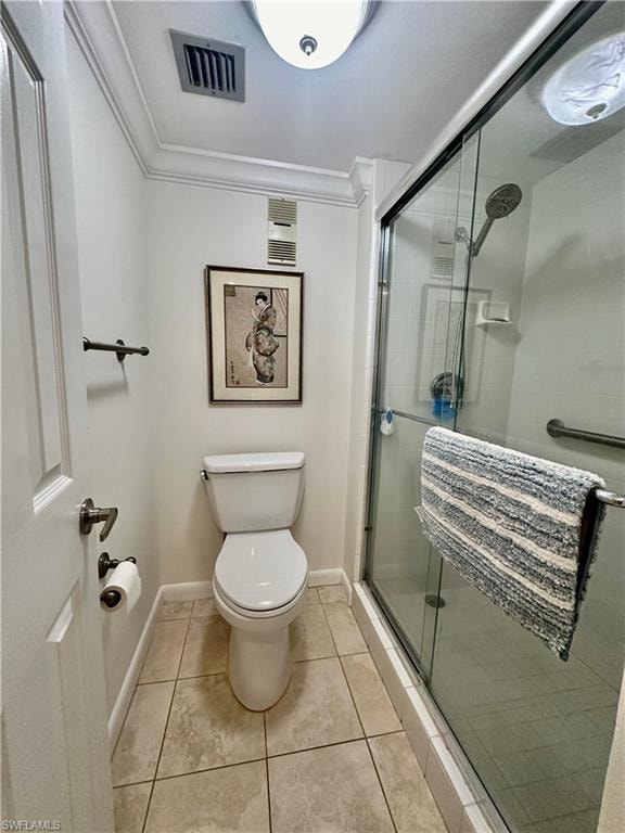 555 Park Shore DR B403 photo 26