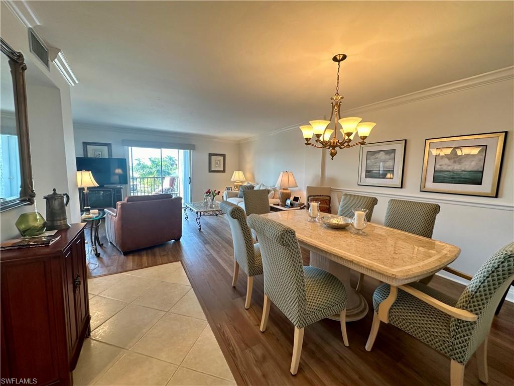 555 Park Shore DR B403 photo 8