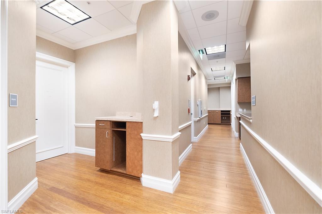 3021 Airport RD N 103 photo 32