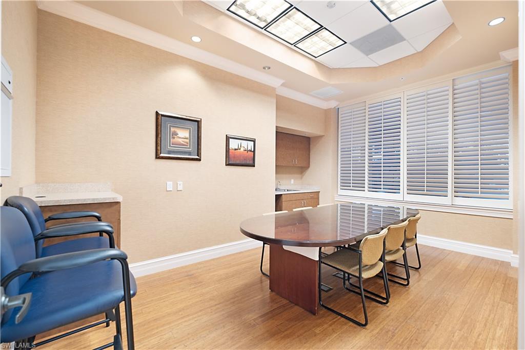 3021 Airport RD N 103 photo 41