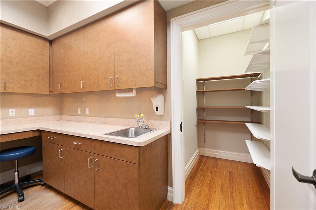 3021 Airport RD N 103 photo 45