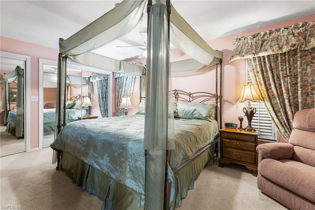 Bedroom with carpet