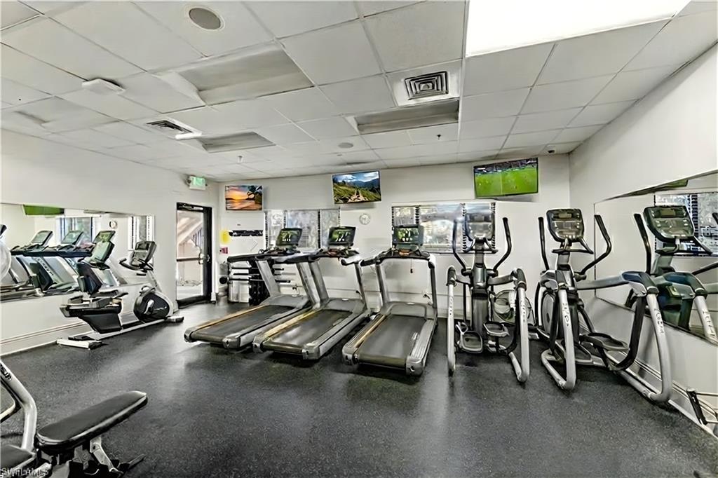 Exercise room with a drop ceiling