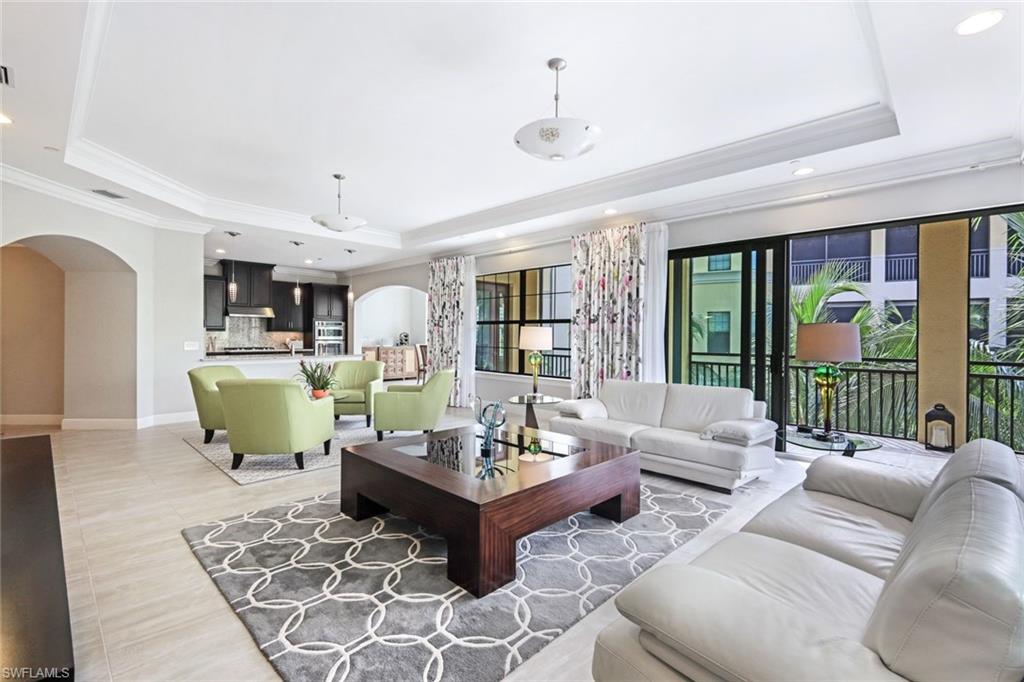 2751 Tiburon BLVD E 201 photo 6