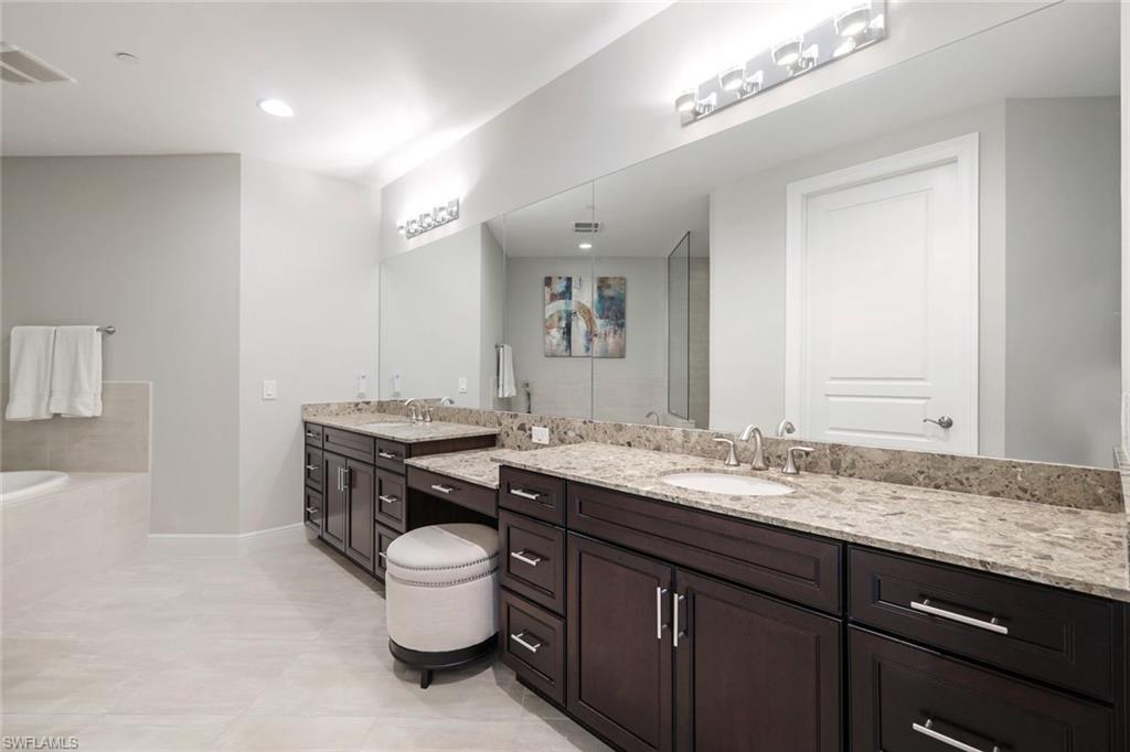 2751 Tiburon BLVD E 201 photo 13
