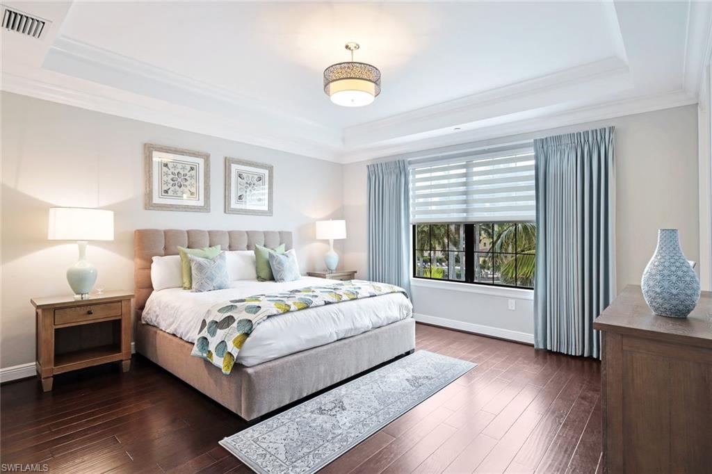 2751 Tiburon BLVD E 201 photo 16