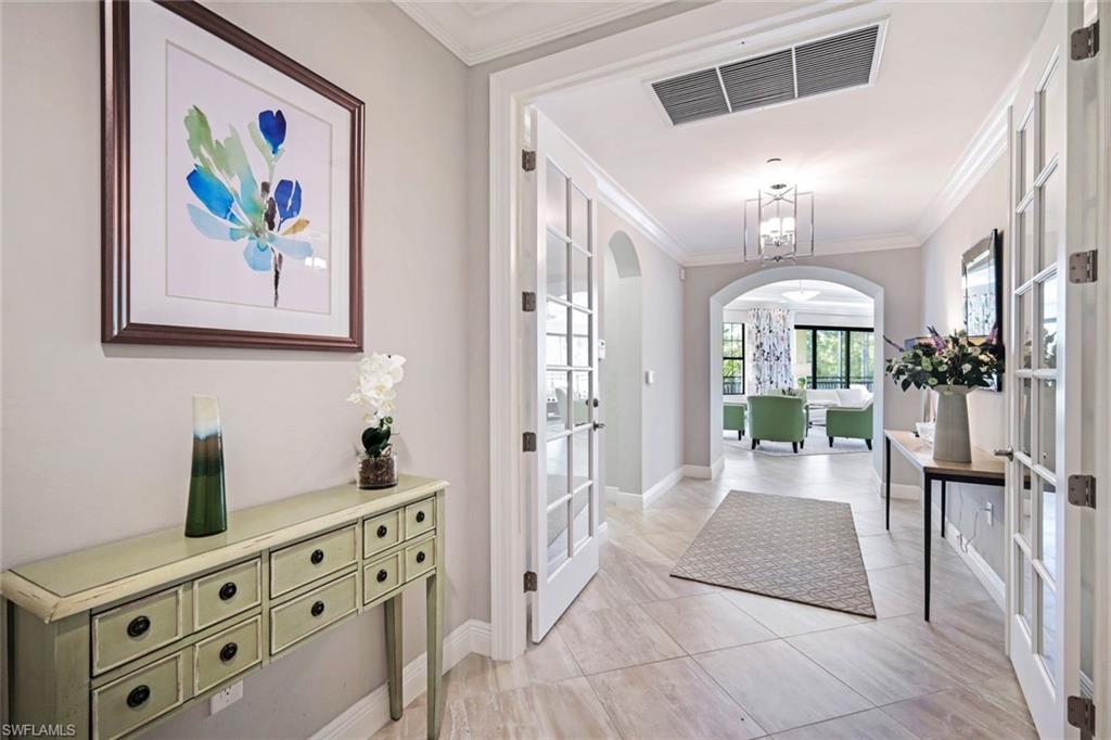 2751 Tiburon BLVD E 201