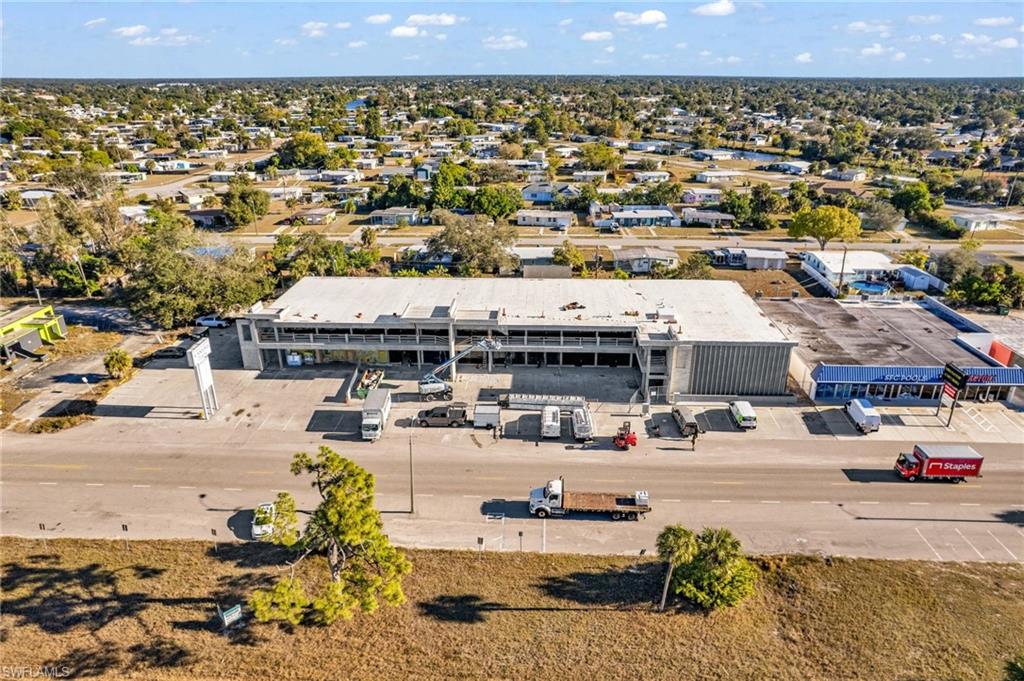 3596 Tamiami TRL photo 9