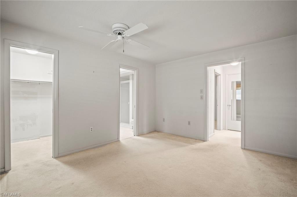 5586 Pendlewood LN photo 12