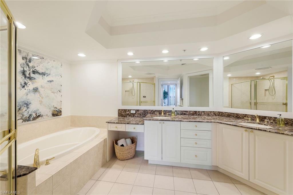 1060 Borghese LN 2002 photo 12