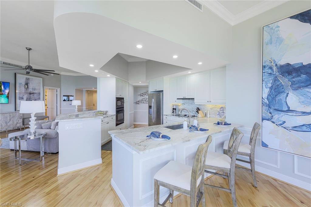 1060 Borghese LN 2002