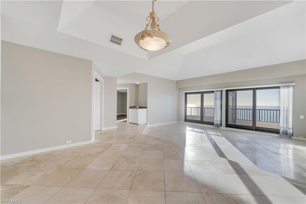645 La Peninsula BLVD 645 photo 6