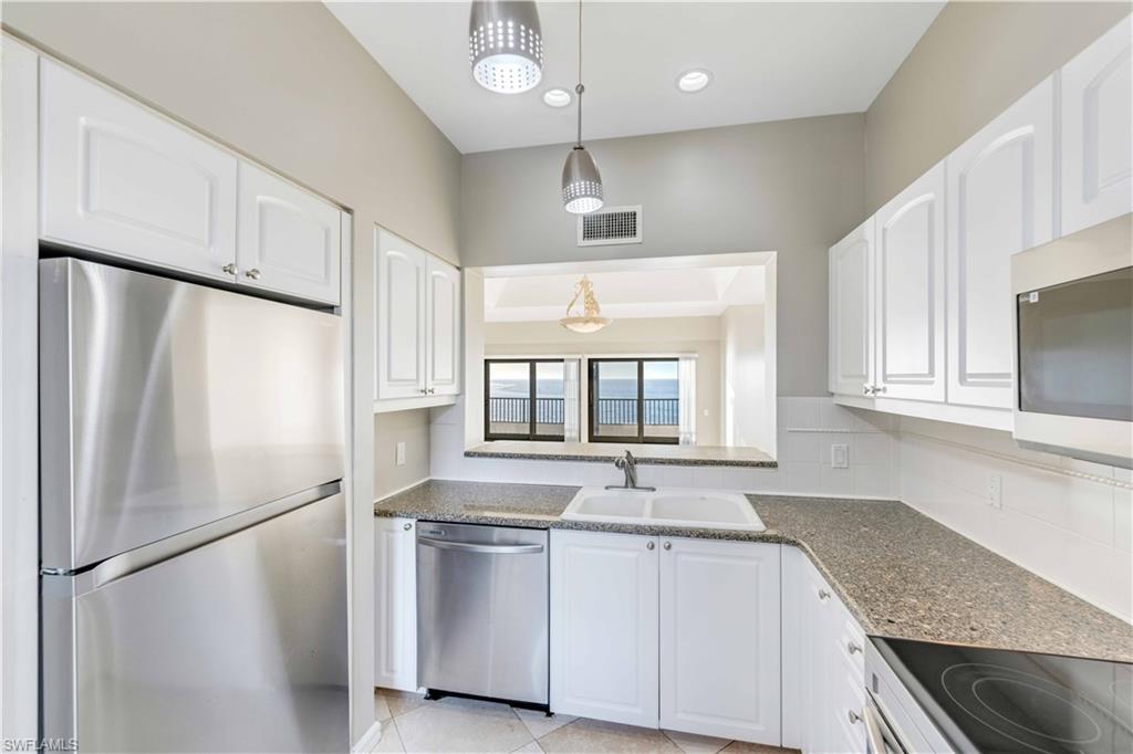645 La Peninsula BLVD 645 photo 17