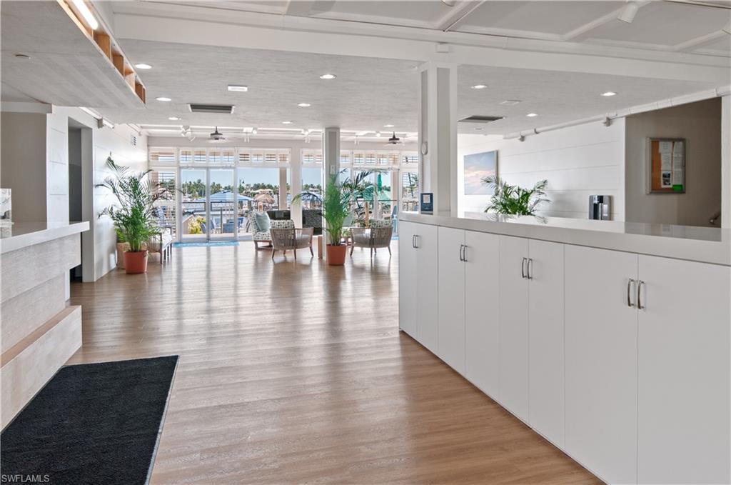 Cove Inn Lobby