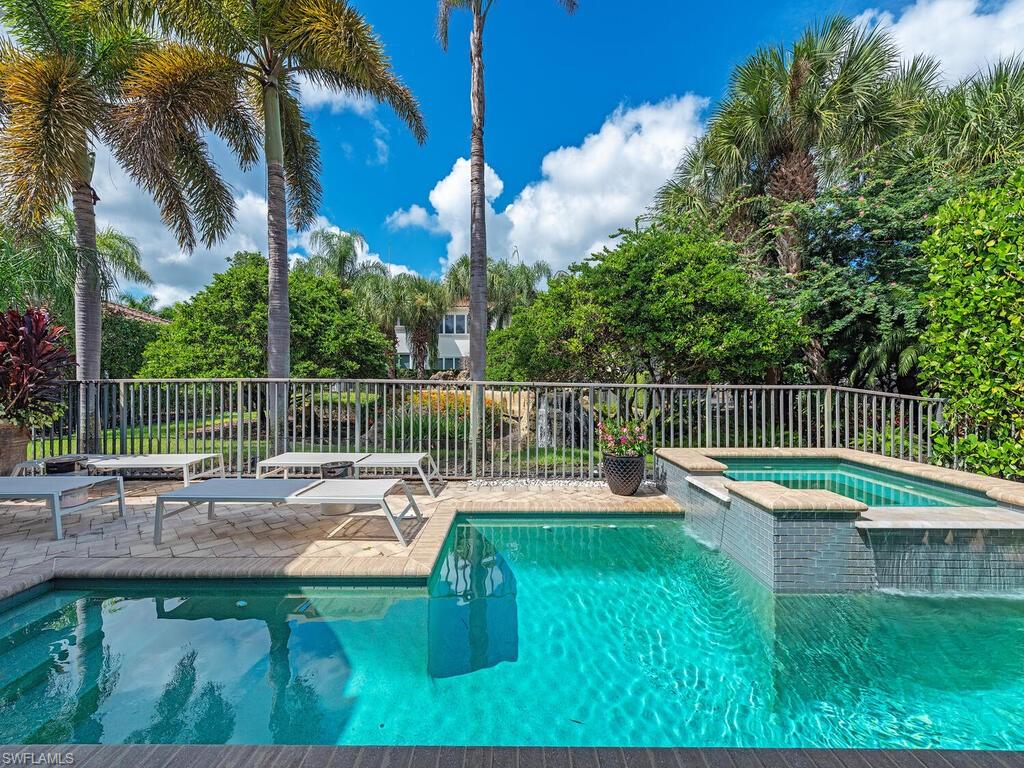 2087 RIVOLI CT photo 16