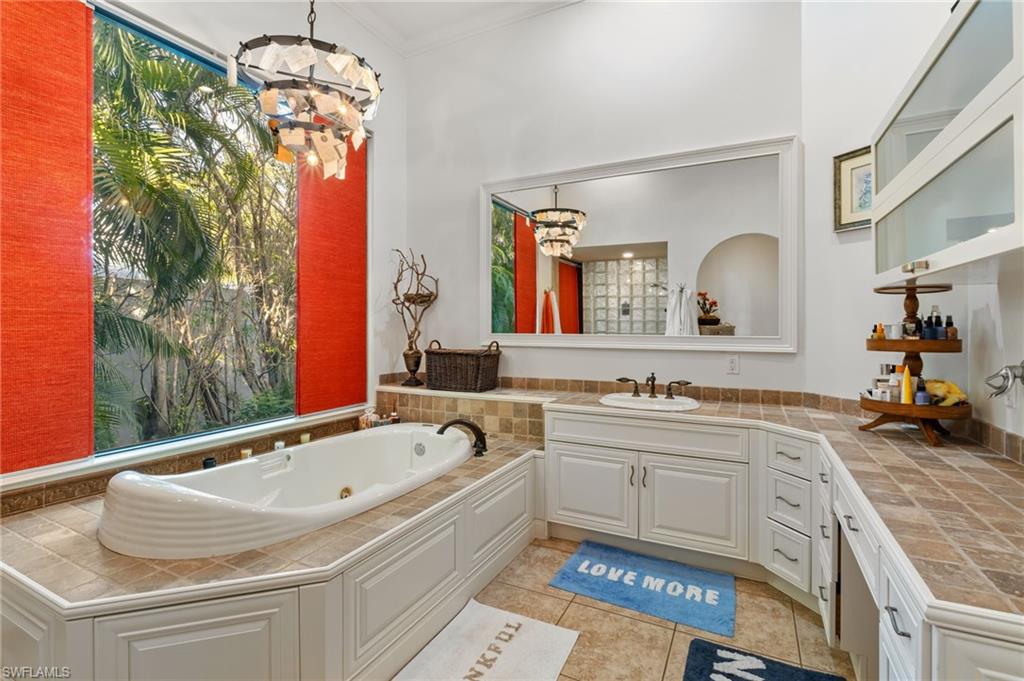 2755 Lantern LN photo 16