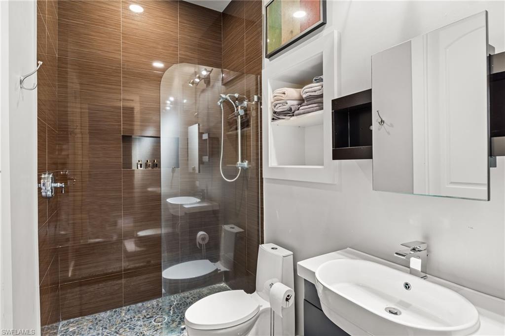 2755 Lantern LN photo 22