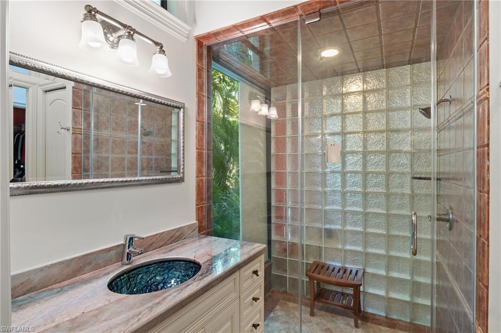 2755 Lantern LN photo 14