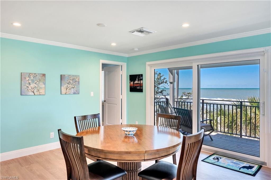 1065 Gulf Shore BLVD N 201 photo 10