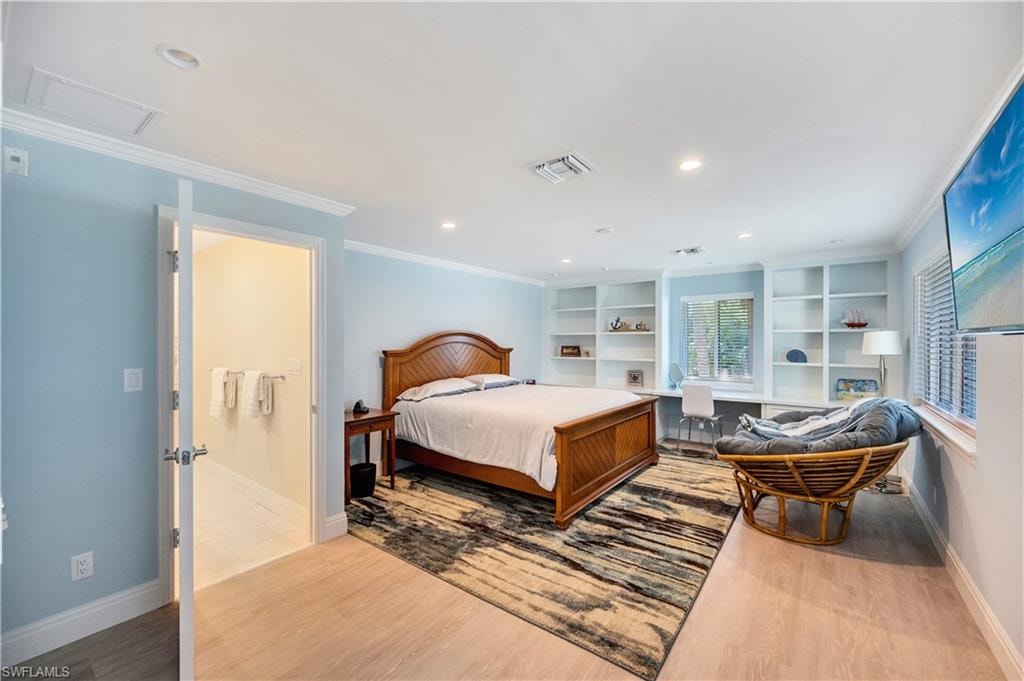 1065 Gulf Shore BLVD N 201 photo 11