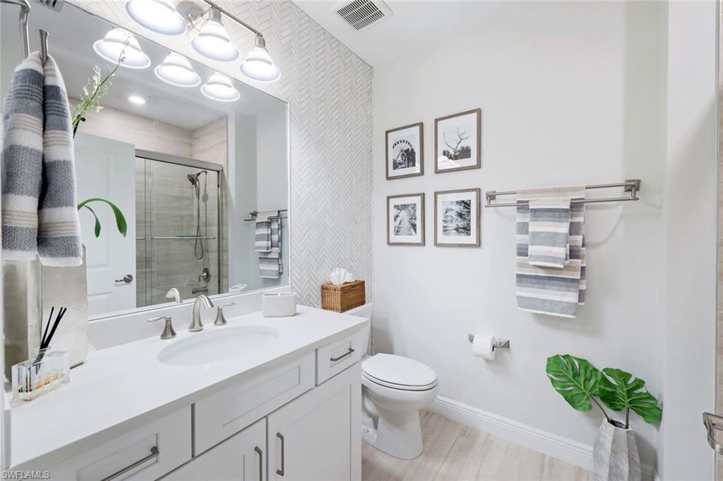 Full Guest Bathroom #2 shower glass sliding door
