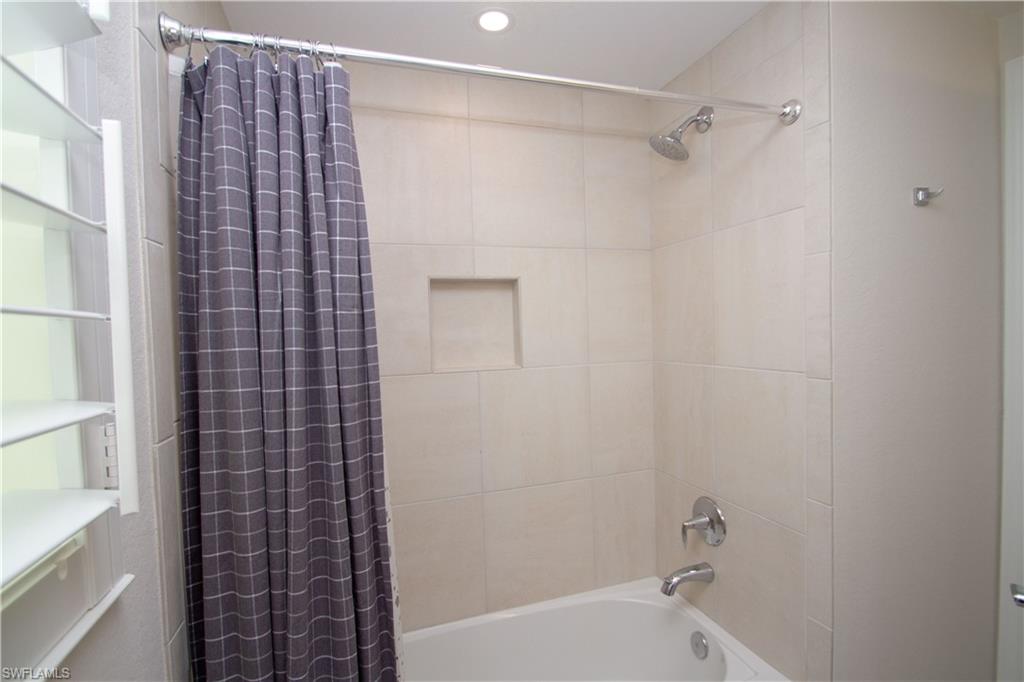 232 Indies DR E 101 photo 14