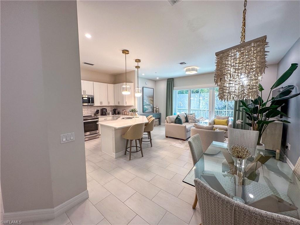 232 Indies DR E 201
