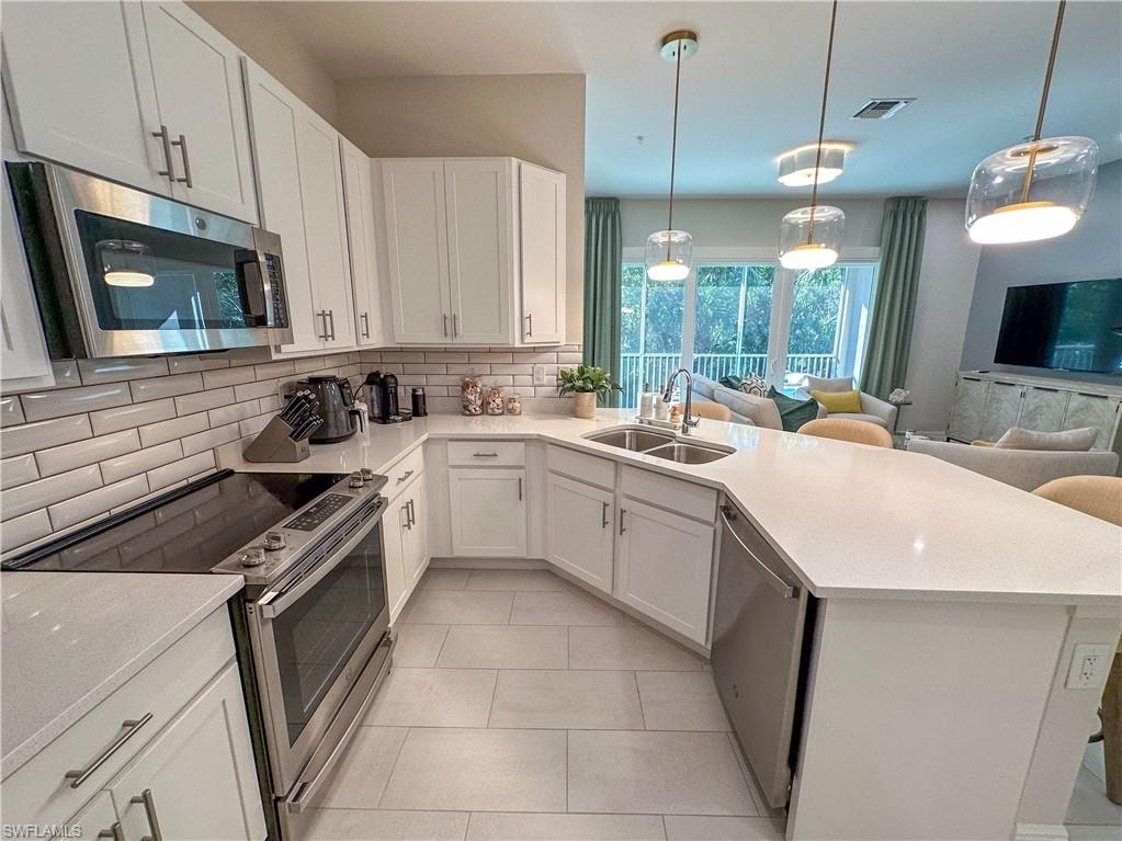 232 Indies DR E 201 photo 6