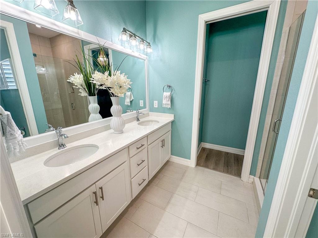 232 Indies DR E 201 photo 22