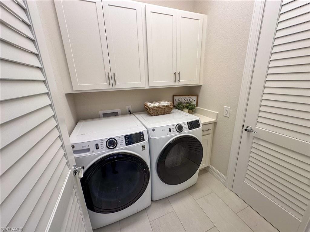 232 Indies DR E 201 photo 29