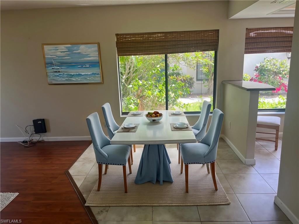 Dinette Area off Kitchen