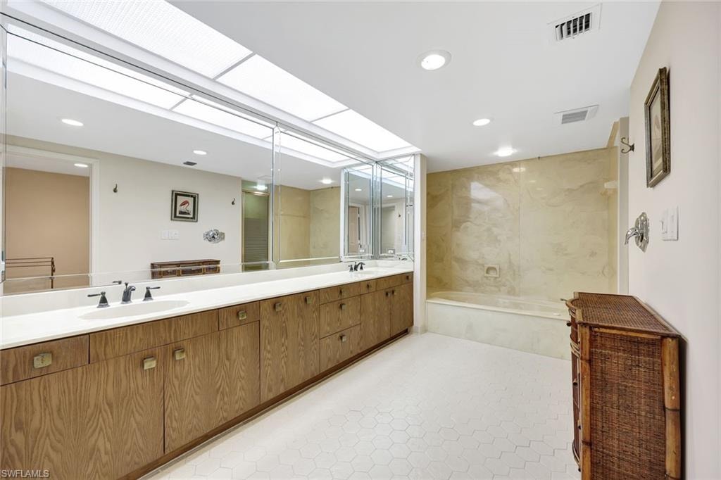 6001 Pelican Bay BLVD 202 photo 18