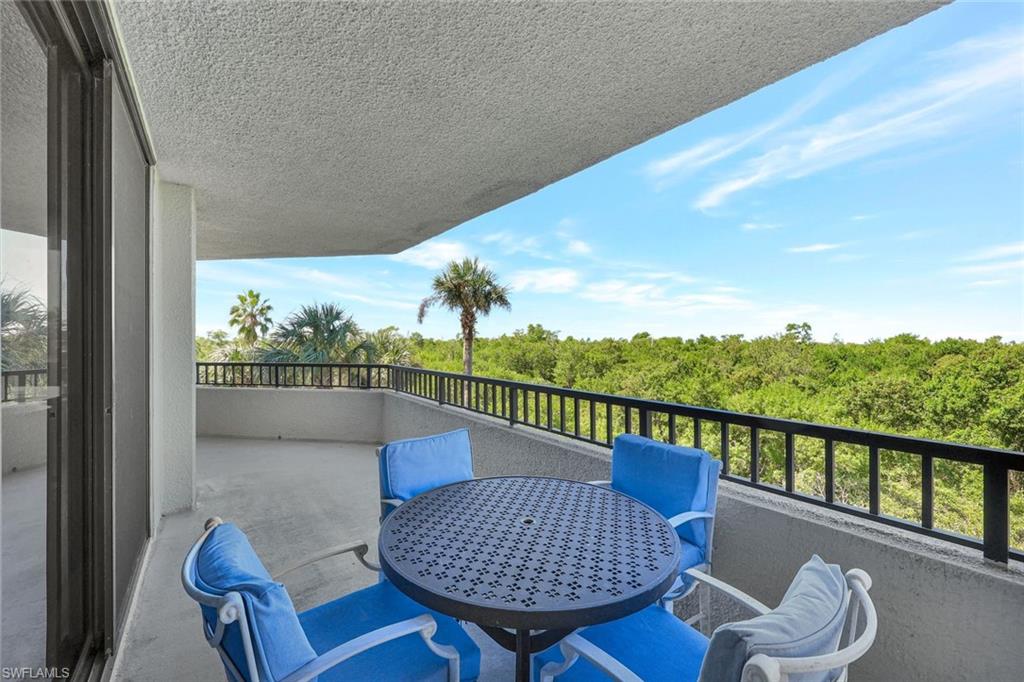 6001 Pelican Bay BLVD 202 photo 21