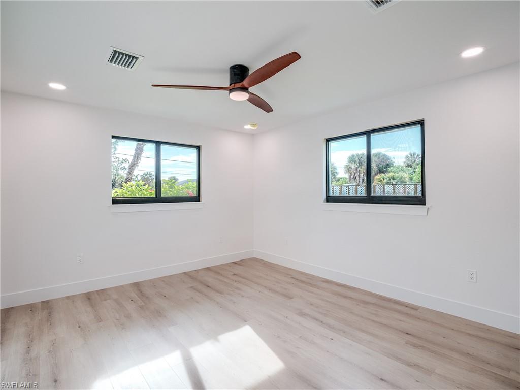 guest room 1