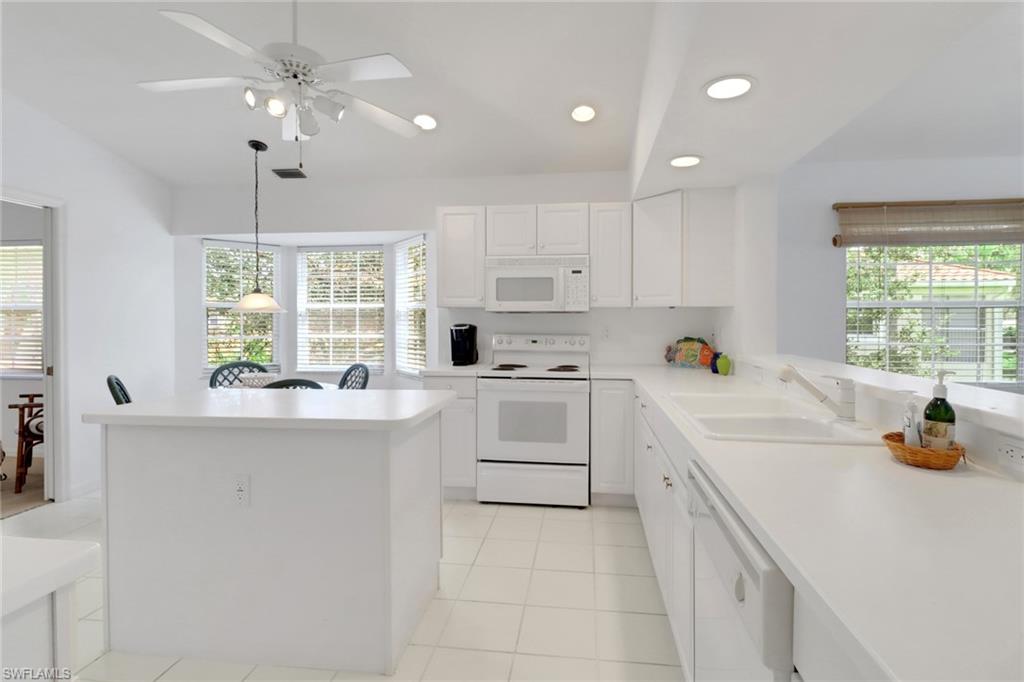 6180 Reserve CIR 203