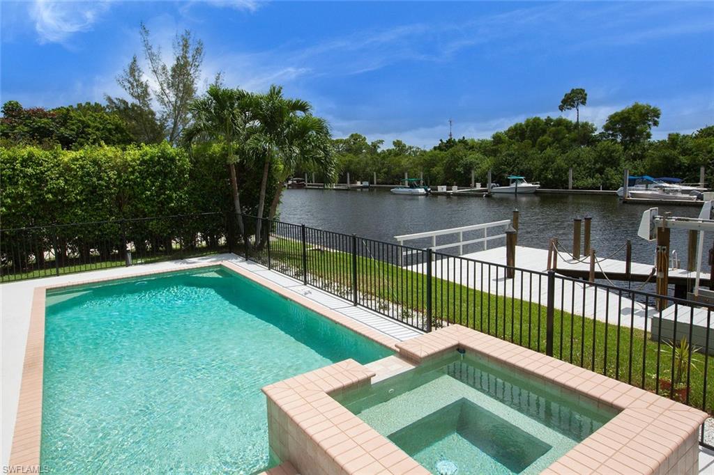 2048 Harbor LN photo 26